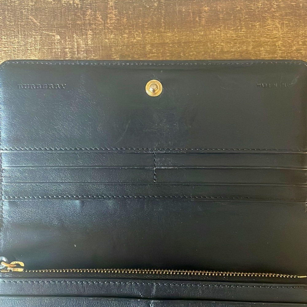 Authentic Black Burberry Wallet - image 6